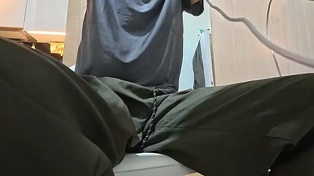 YunheLEE online show from January 15, 1:14 pm