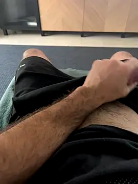 Snapshot of RonH1234 chatting on October 20, 7:12 am RonH1234 online show from October 20, 7:12 am