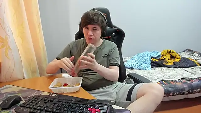 iliaskrislove online show from September 11, 2:05 pm