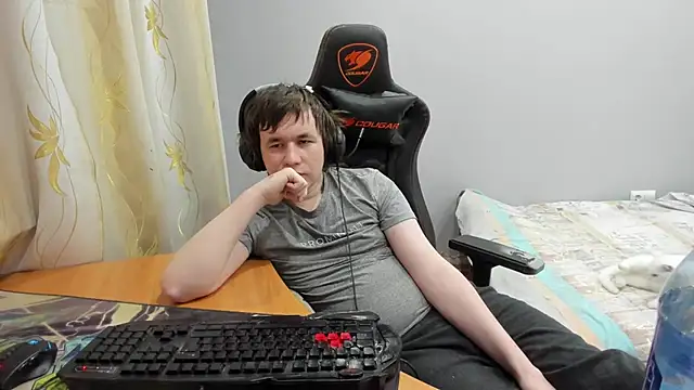 iliaskrislove online show from March 19, 4:10 pm