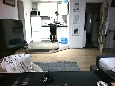 mihaimichael online show from April 26, 7:43 pm