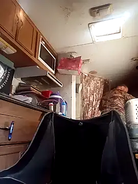 Snapshot of tjmacksjr chatting on December 11, 3:55 pm tjmacksjr online show from December 11, 3:55 pm