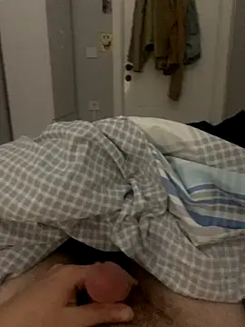 Erenn34 online show from October 13, 10:27 pm