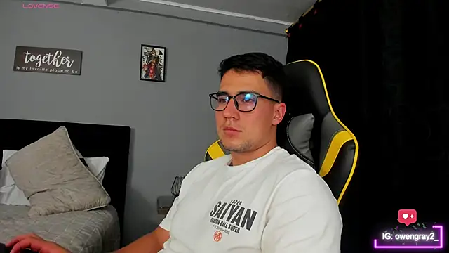 owengray2n online show from March 22, 2:05 am