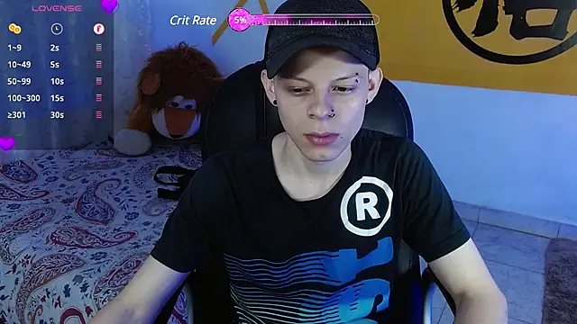 Snapshot of Matthew_Boy_ chatting on December 3, 6:03 am Matthew Boy  online show from December 3, 6:03 am