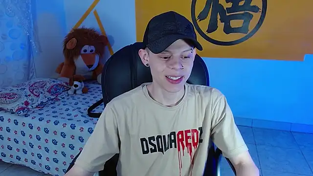 Snapshot of Matthew_Boy_ chatting on January 7, 5:56 am Matthew Boy  online show from January 7, 5:56 am