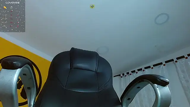 Snapshot of Matthew_Boy_ chatting on February 27, 5:45 am Matthew Boy  online show from February 27, 5:45 am