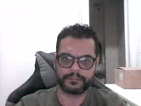 HornyBeachBoyBR online show from July 3, 7:18 pm