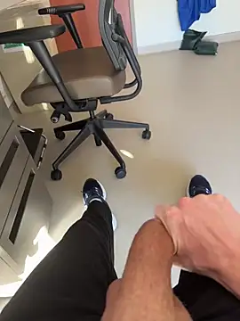 34thwonder online show from November 5, 8:55 pm