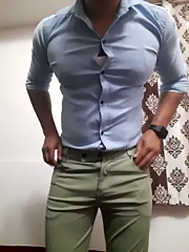 Guyinshortss online show from February 13, 8:36 pm