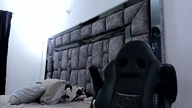 MalconStonne online show from October 24, 6:26 am