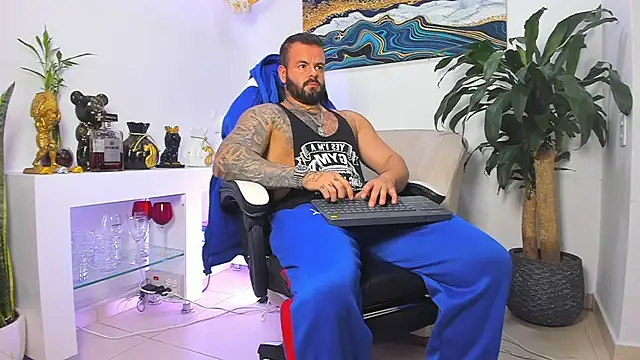 Johnnygrayson1 online show from February 10, 1:32 am