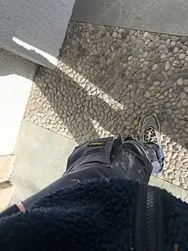 benoithot online show from February 23, 8:49 am