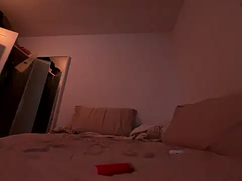 esteraulxxx online show from December 3, 9:09 am