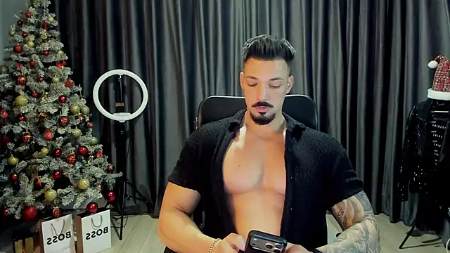 HaydenSpearss online show from December 14, 7:48 am