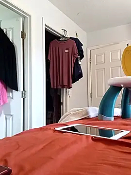 Localboi3 online show from July 9, 7:39 pm