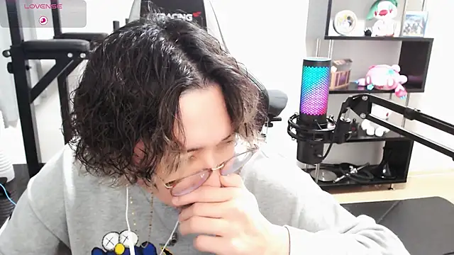 Shizukuu online show from March 16, 12:44 pm