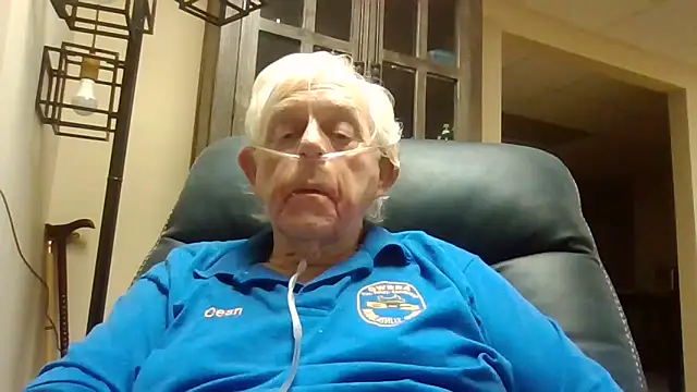 bootlegmanz online show from April 3, 1:24 am