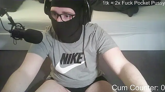 HornyTeenBoy64 online show from March 9, 4:23 pm