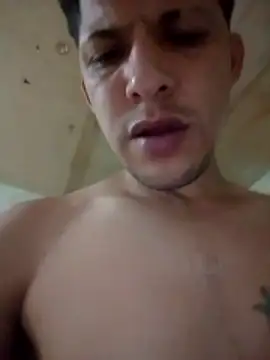 Alonsomadeira online show from April 21, 11:16 am