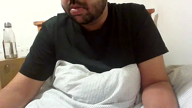 whoreboi98 online show from April 11, 9:40 pm