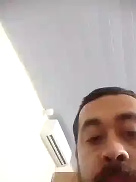 juanbenitez2 online show from March 16, 12:44 pm