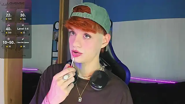 VladHellsing4 online show from October 5, 3:16 pm