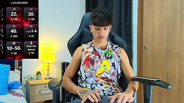  CamiloBass online show from May 23, 1:44 am