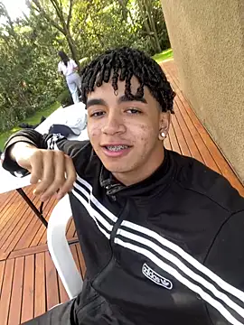 JoanG10 online show from March 1, 9:25 pm