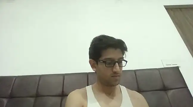 Snapshot of arjun_077 chatting on December 17, 8:10 pm arjun 077 online show from December 17, 8:10 pm