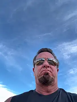 sluttydylan online show from February 25, 12:11 am