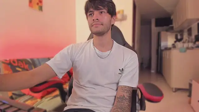 justin stark7 online show from November 7, 11:08 pm