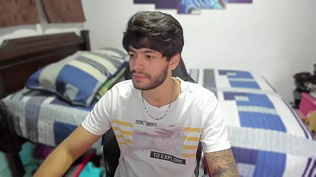 justin stark7 online show from January 15, 10:35 pm