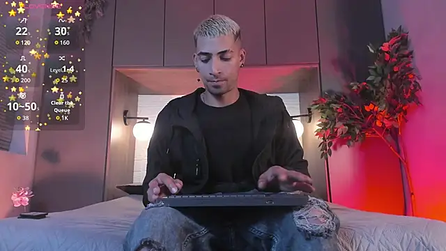 DrakeNeumann online show from April 19, 3:39 am