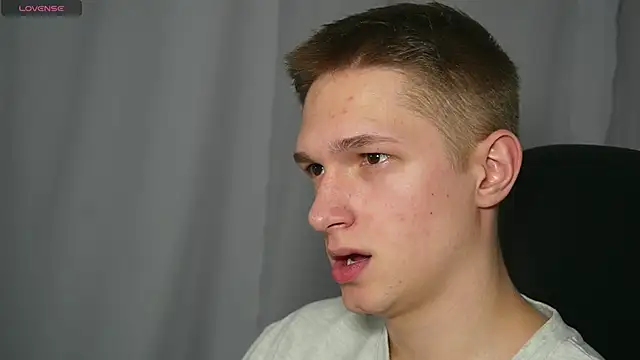 dustyn fox online show from February 2, 2:02 pm