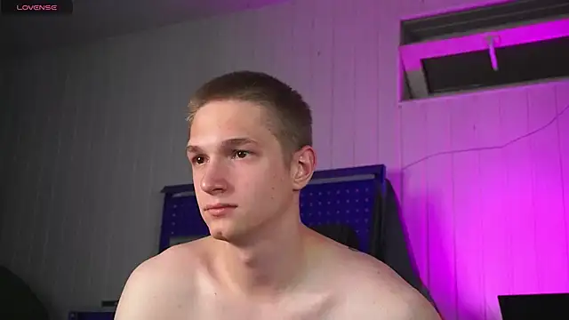 dustyn fox online show from October 3, 4:34 pm