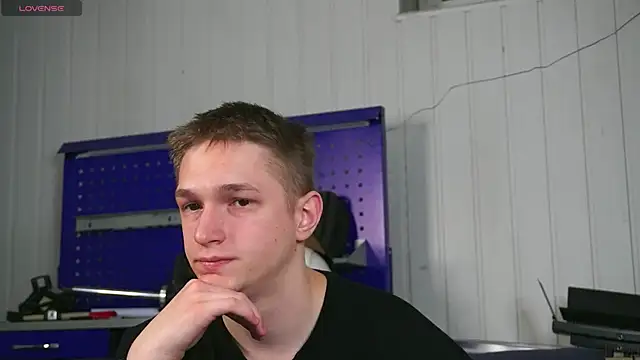 dustyn fox online show from January 7, 3:06 pm