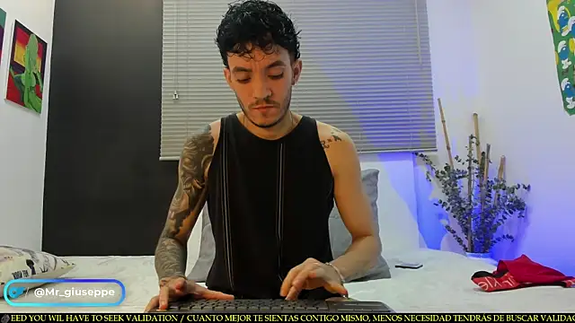 Snapshot of Tylergiuseppe_ chatting on February 13, 10:11 pm Tylergiuseppe  online show from February 13, 10:11 pm