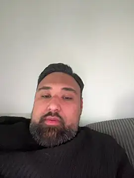 Anacondaking10 online show from April 20, 5:59 pm