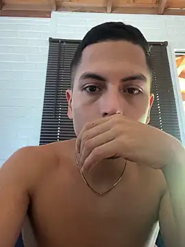 SAMUEL OBRIAN online show from February 1, 4:44 pm