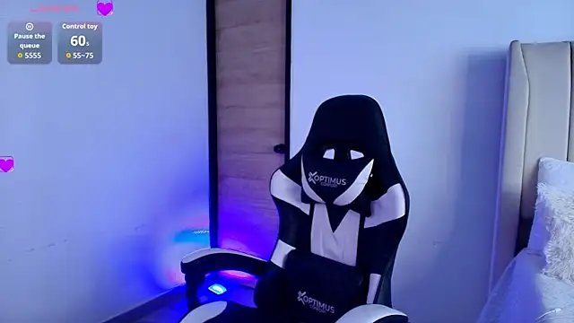 -Sofii  online show from November 27, 8:23 pm