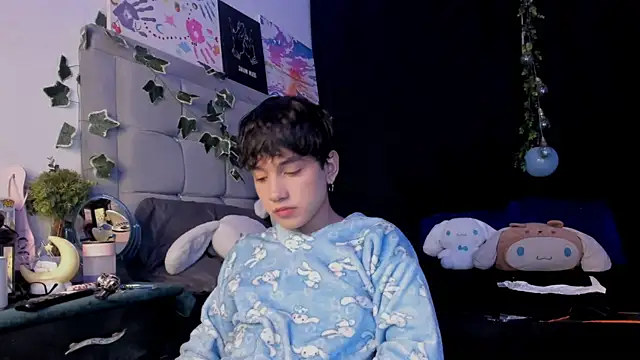 blue baby20 online show from January 27, 7:56 am