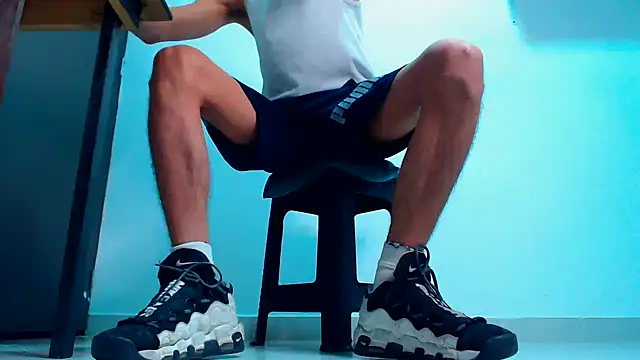 mastersmits online show from February 12, 3:56 am