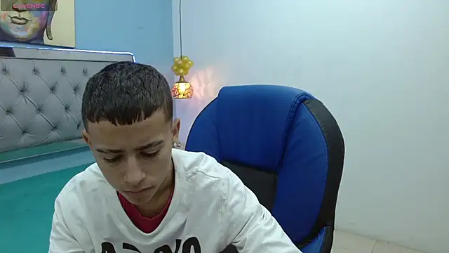 Xavii18 online show from February 5, 1:00 pm