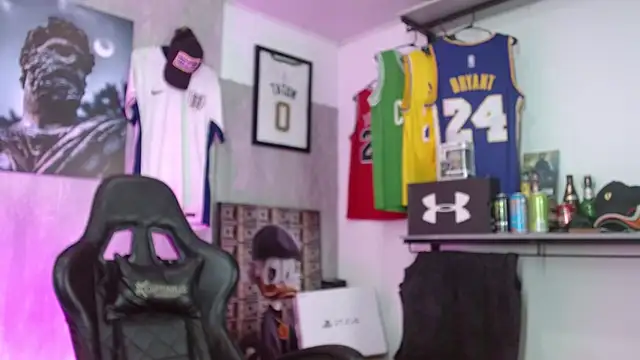 Hendry  online show from December 20, 1:46 am