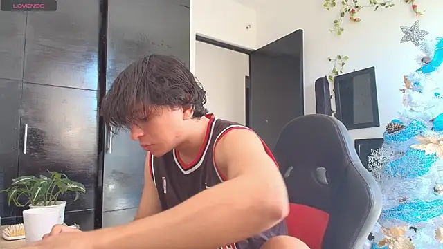 Misaki2007 online show from December 26, 3:53 pm