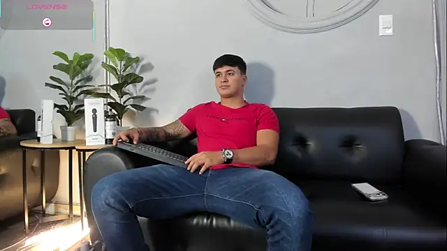 Cristopher strong online show from June 3, 2:33 pm