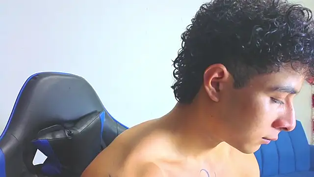 Demitryo online show from February 6, 6:43 am