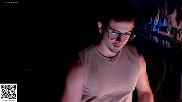 ADAM BOUTON  online show from May 29, 1:15 am