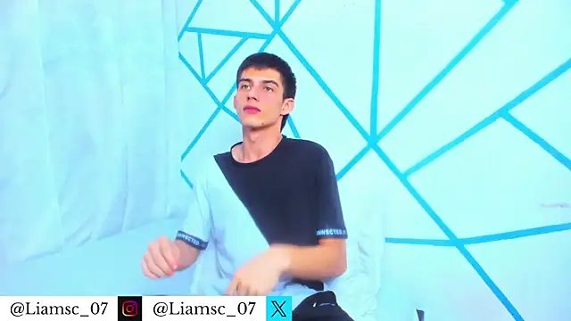 liam scott77 online show from December 14, 10:50 pm